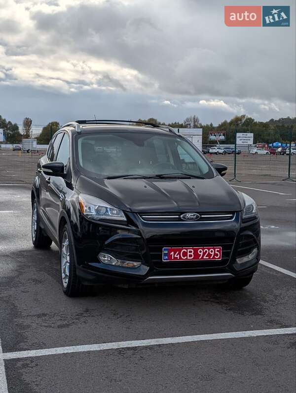 Внедорожник / Кроссовер Ford Escape 2013 в 