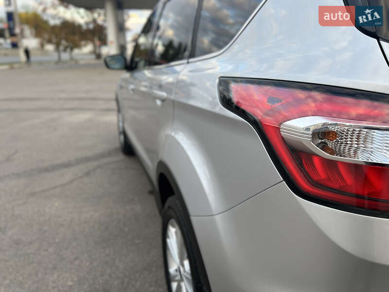 Внедорожник / Кроссовер Ford Escape 2018 в Днепре фото 7 Внедорожник / Кроссовер Ford Escape 2018 в Днепре
