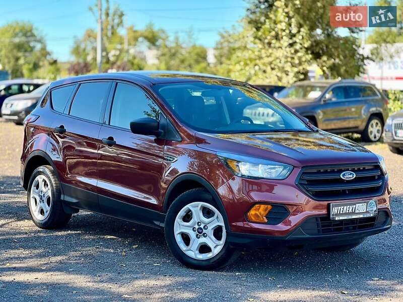 Позашляховик / Кросовер Ford Escape 2018 в Кам'янці фото Позашляховик / Кросовер Ford Escape 2018 в Кам'янці
