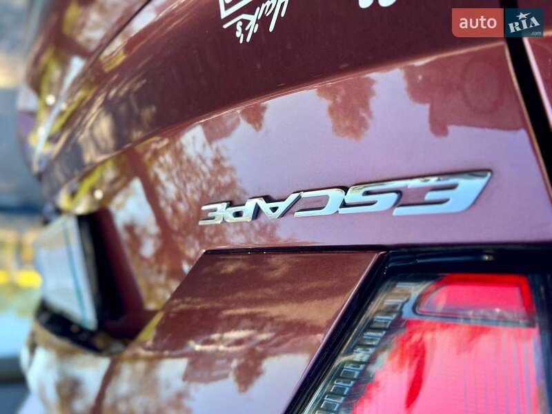Позашляховик / Кросовер Ford Escape 2018 в Кам'янці фото 34 Позашляховик / Кросовер Ford Escape 2018 в Кам'янці