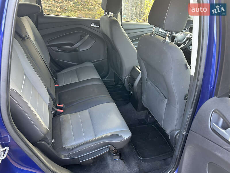 Позашляховик / Кросовер Ford Escape 2014 в Луцьку