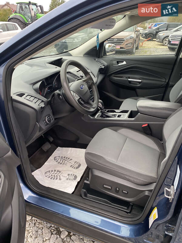 Позашляховик / Кросовер Ford Escape 2018 в Львові