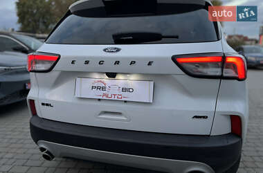 Позашляховик / Кросовер Ford Escape 2019 в  фото 10 Позашляховик / Кросовер Ford Escape 2019 в
