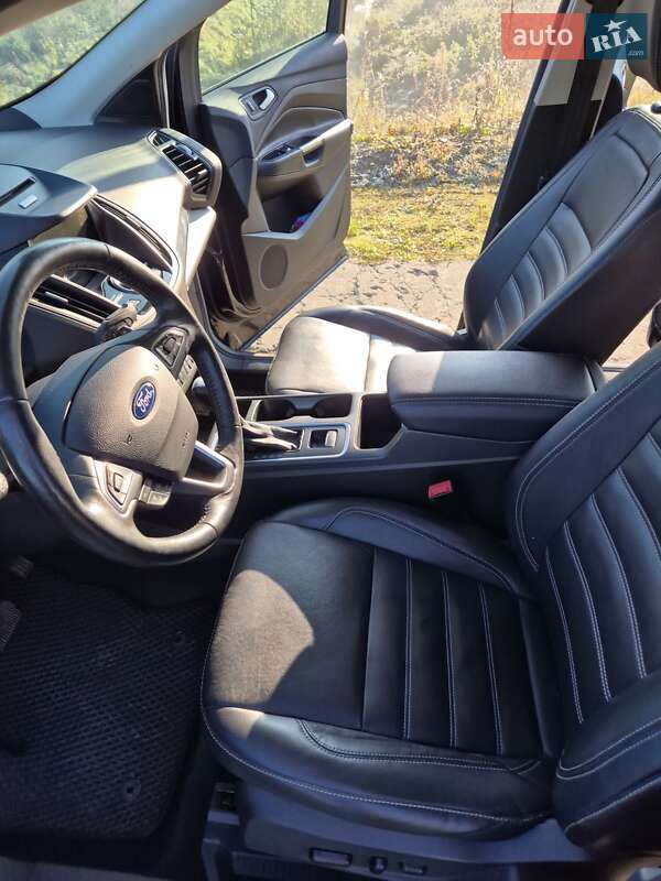 Позашляховик / Кросовер Ford Escape 2016 в Хмельницькому