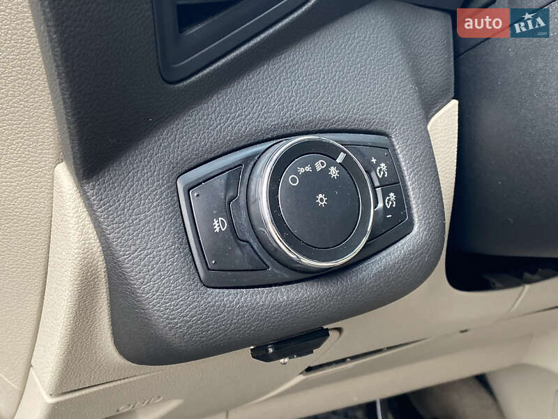 Позашляховик / Кросовер Ford Escape 2013 в Києві фото 23 Позашляховик / Кросовер Ford Escape 2013 в Києві