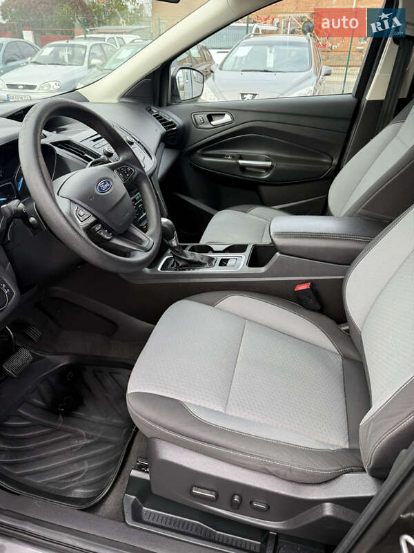Внедорожник / Кроссовер Ford Escape 2017 в Полтаве фото 12 Внедорожник / Кроссовер Ford Escape 2017 в Полтаве