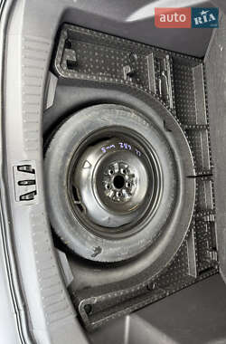 Позашляховик / Кросовер Ford Escape 2017 в  фото 17 Позашляховик / Кросовер Ford Escape 2017 в