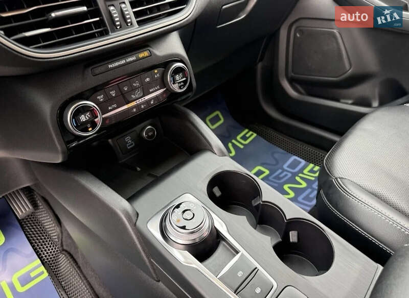 Позашляховик / Кросовер Ford Escape 2019 в Одесі