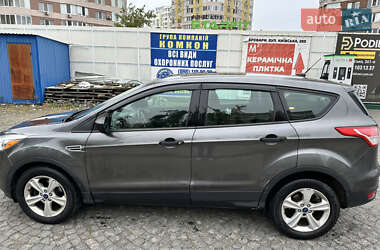 Позашляховик / Кросовер Ford Escape 2015 в  фото 6 Позашляховик / Кросовер Ford Escape 2015 в