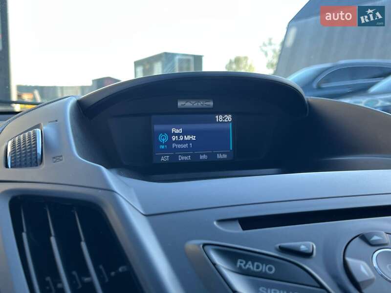 Позашляховик / Кросовер Ford Escape 2015 в Львові фото 17 Позашляховик / Кросовер Ford Escape 2015 в Львові