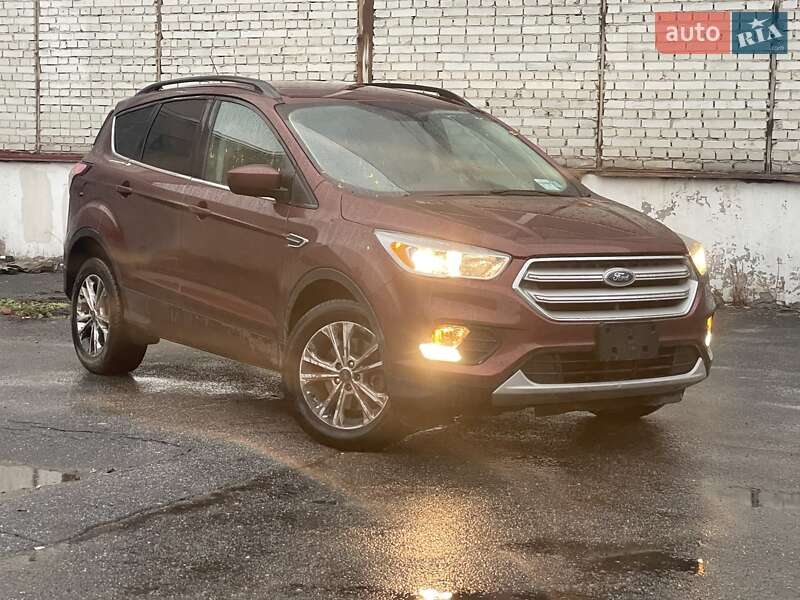 Позашляховик / Кросовер Ford Escape 2017 в Львові фото 8 Позашляховик / Кросовер Ford Escape 2017 в Львові