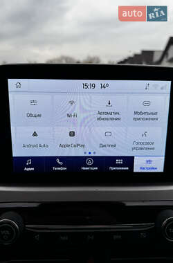 Внедорожник / Кроссовер Ford Escape 2021 в 