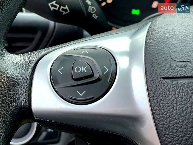 Внедорожник / Кроссовер Ford Escape 2015 в Киеве
