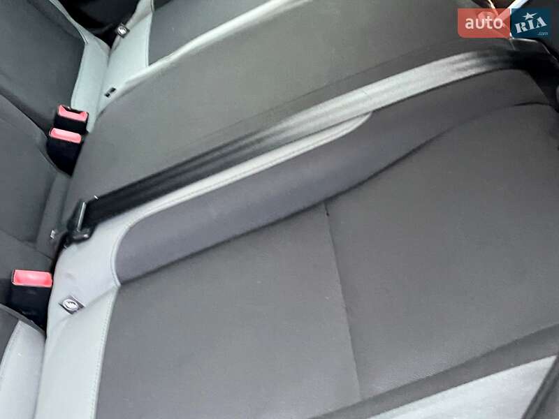 Внедорожник / Кроссовер Ford Escape 2015 в Киеве
