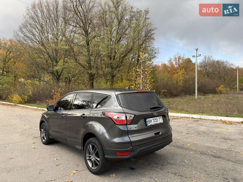 Позашляховик / Кросовер Ford Escape 2017 в Кропивницькому фото 5 Позашляховик / Кросовер Ford Escape 2017 в Кропивницькому