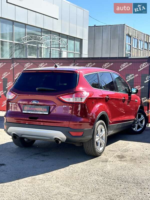 Внедорожник / Кроссовер Ford Escape 2015 в Сумах