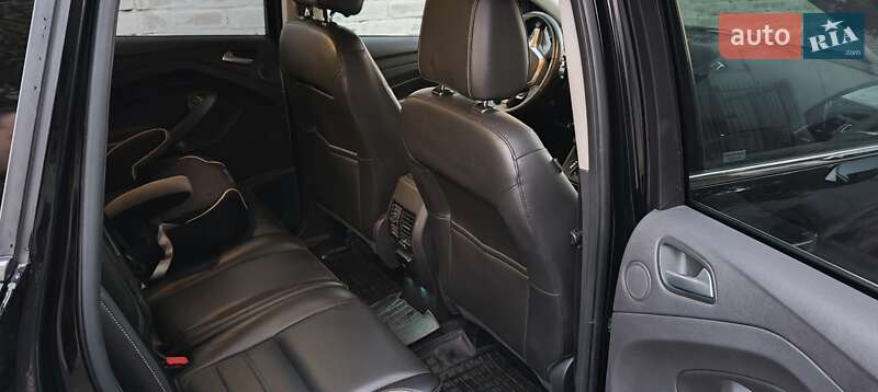 Внедорожник / Кроссовер Ford Escape 2015 в Николаеве