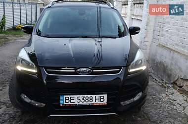 Позашляховик / Кросовер Ford Escape 2015 в 