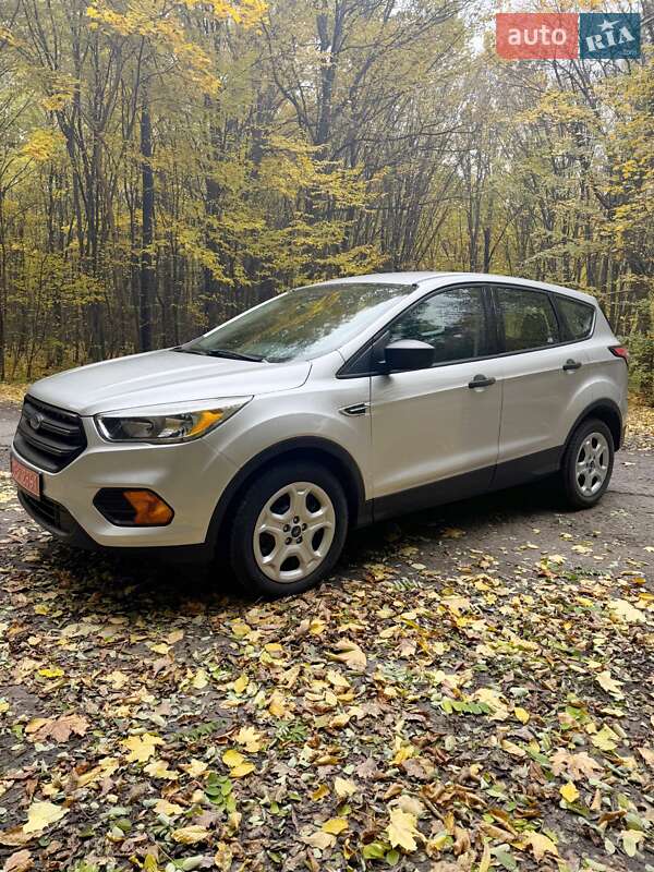 Внедорожник / Кроссовер Ford Escape 2018 в Остроге фото 2 Внедорожник / Кроссовер Ford Escape 2018 в Остроге