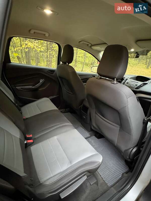 Внедорожник / Кроссовер Ford Escape 2018 в Остроге фото 12 Внедорожник / Кроссовер Ford Escape 2018 в Остроге