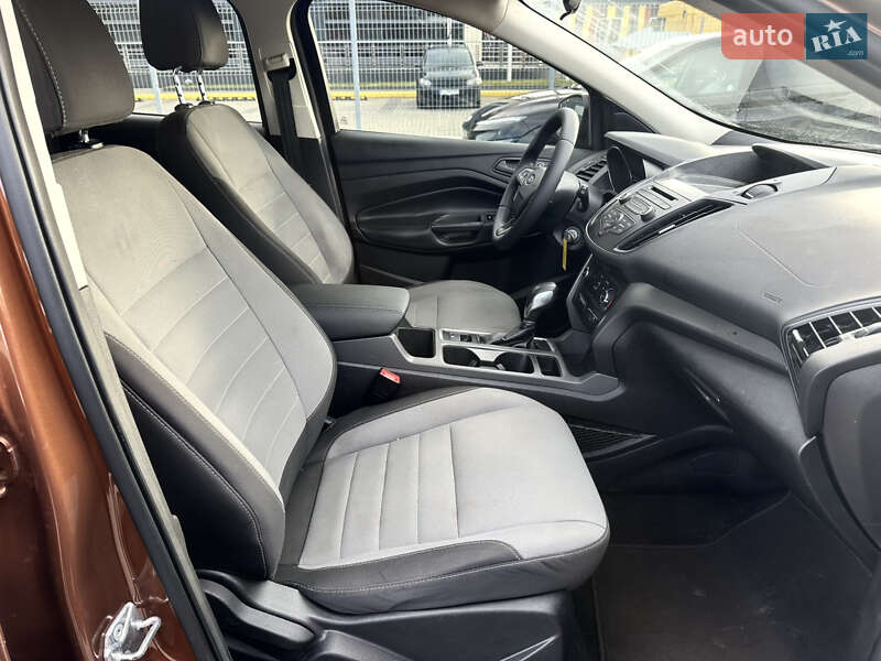Позашляховик / Кросовер Ford Escape 2017 в Львові фото 13 Позашляховик / Кросовер Ford Escape 2017 в Львові