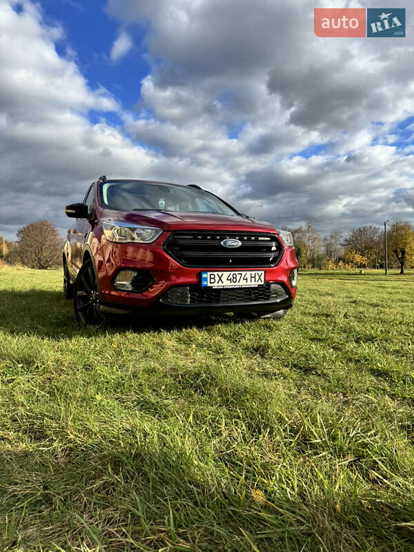 Позашляховик / Кросовер Ford Escape 2016 в Нетішині фото 9 Позашляховик / Кросовер Ford Escape 2016 в Нетішині