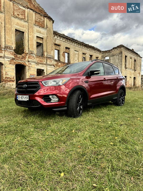 Позашляховик / Кросовер Ford Escape 2016 в Нетішині фото 57 Позашляховик / Кросовер Ford Escape 2016 в Нетішині