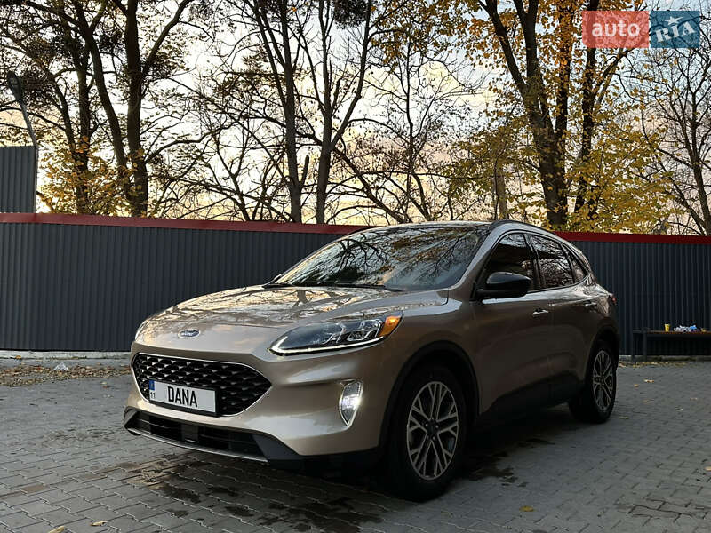 Позашляховик / Кросовер Ford Escape 2020 в Києві фото 9 Позашляховик / Кросовер Ford Escape 2020 в Києві