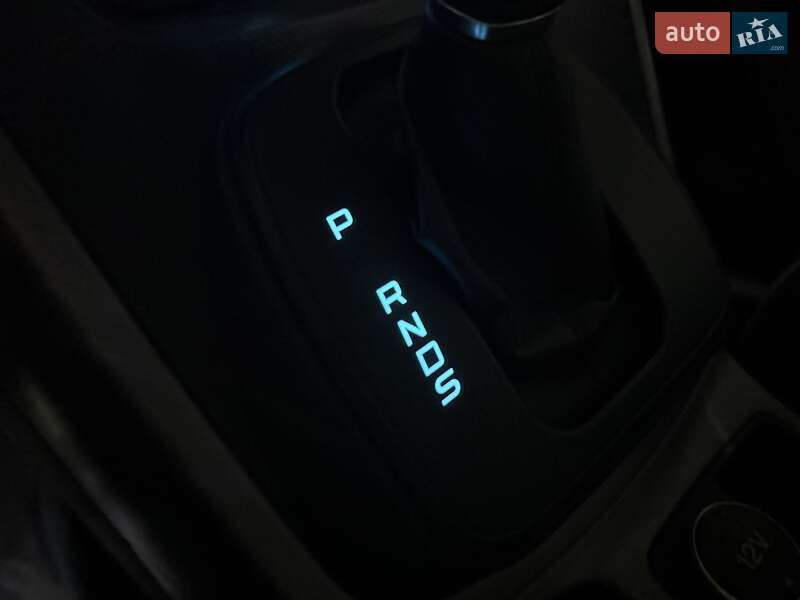 Внедорожник / Кроссовер Ford Escape 2015 в Киеве фото 51 Внедорожник / Кроссовер Ford Escape 2015 в Киеве