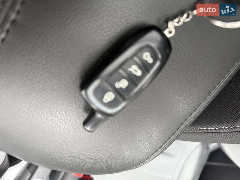 Внедорожник / Кроссовер Ford Escape 2015 в Киеве фото 3 Внедорожник / Кроссовер Ford Escape 2015 в Киеве