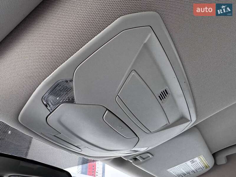 Внедорожник / Кроссовер Ford Escape 2017 в Днепре фото 18 Внедорожник / Кроссовер Ford Escape 2017 в Днепре