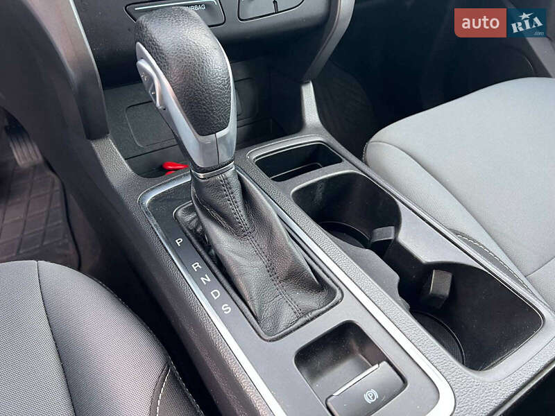 Внедорожник / Кроссовер Ford Escape 2016 в Львове фото 30 Внедорожник / Кроссовер Ford Escape 2016 в Львове