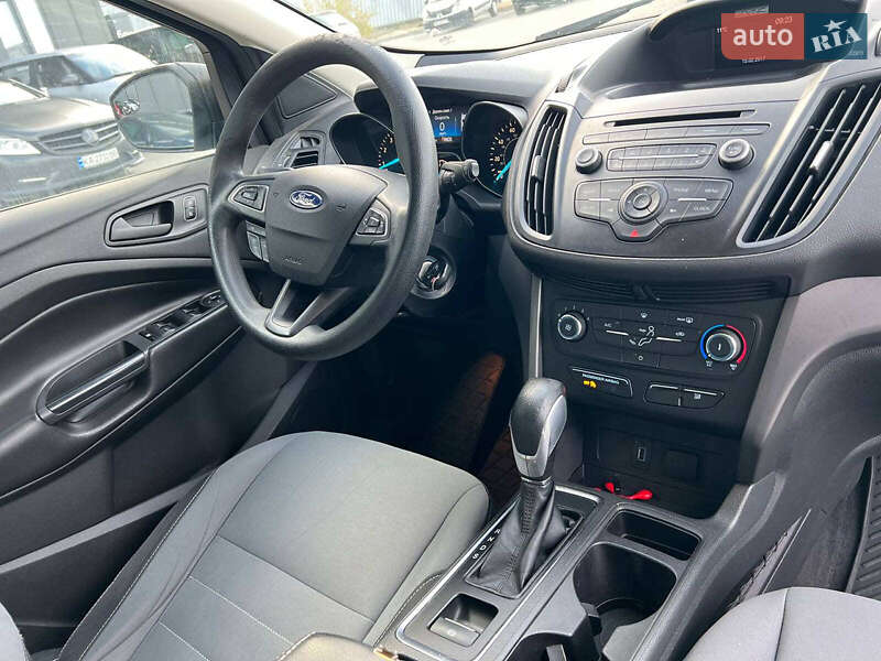 Внедорожник / Кроссовер Ford Escape 2016 в Львове фото 38 Внедорожник / Кроссовер Ford Escape 2016 в Львове