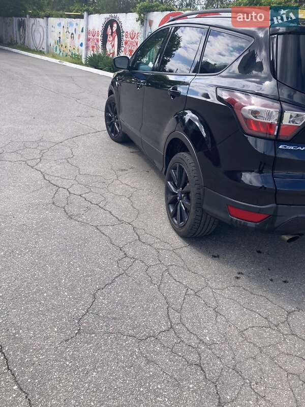 Внедорожник / Кроссовер Ford Escape 2017 в Кременчуге фото 5 Внедорожник / Кроссовер Ford Escape 2017 в Кременчуге