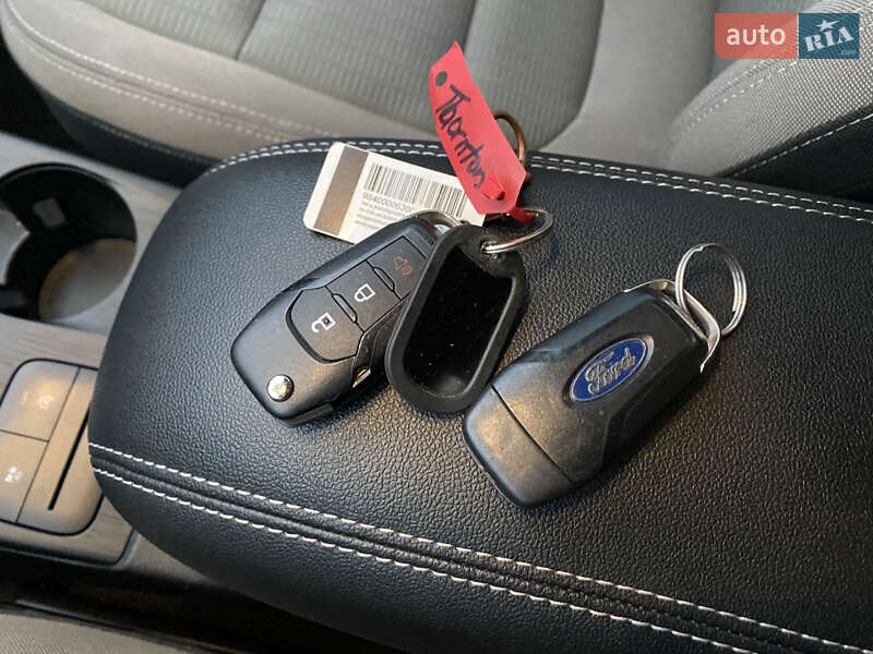 Позашляховик / Кросовер Ford Escape 2019 в Києві