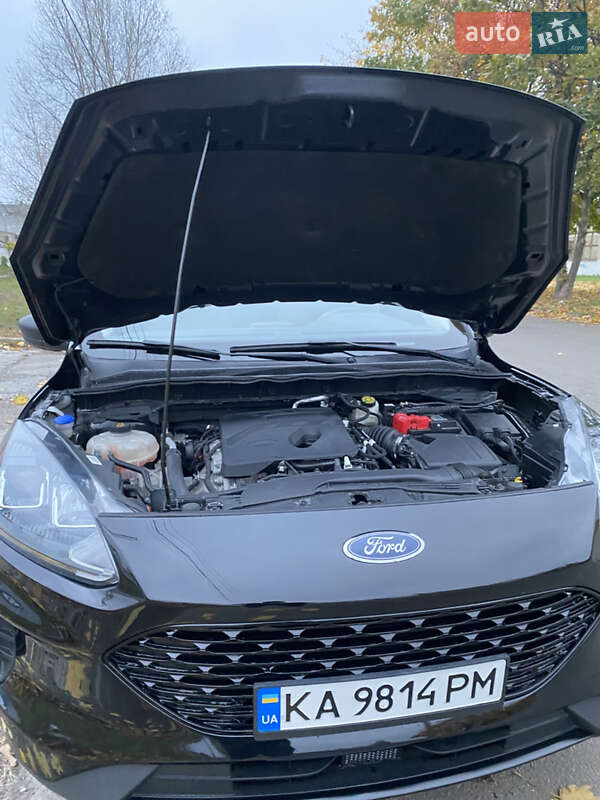 Позашляховик / Кросовер Ford Escape 2019 в Києві