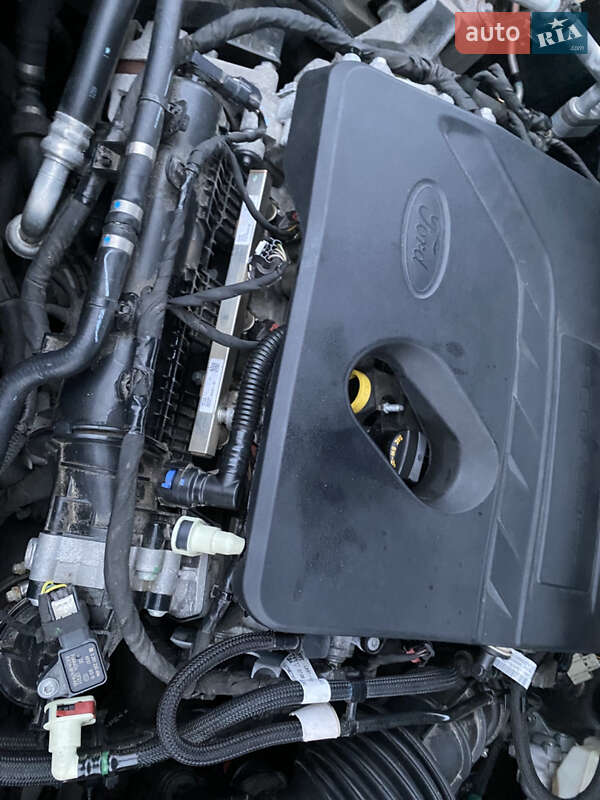 Позашляховик / Кросовер Ford Escape 2019 в Києві