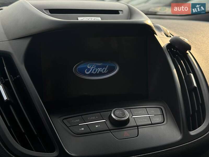 Внедорожник / Кроссовер Ford Escape 2016 в Львове фото 17 Внедорожник / Кроссовер Ford Escape 2016 в Львове