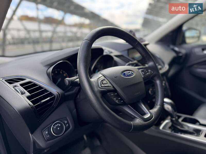 Позашляховик / Кросовер Ford Escape 2018 в Львові фото 21 Позашляховик / Кросовер Ford Escape 2018 в Львові
