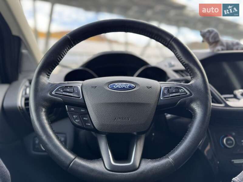 Позашляховик / Кросовер Ford Escape 2018 в Львові фото 26 Позашляховик / Кросовер Ford Escape 2018 в Львові