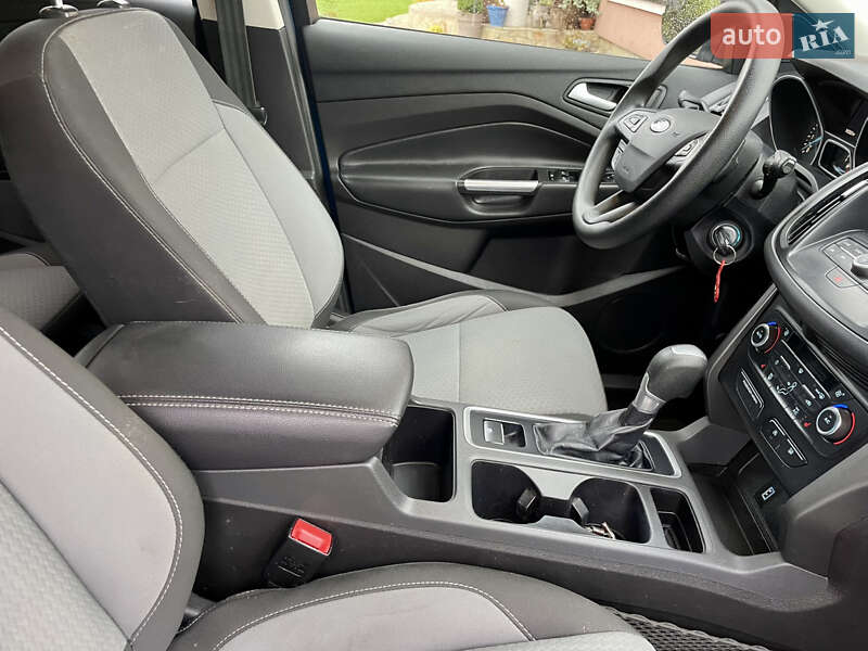 Позашляховик / Кросовер Ford Escape 2017 в Рівному фото 45 Позашляховик / Кросовер Ford Escape 2017 в Рівному
