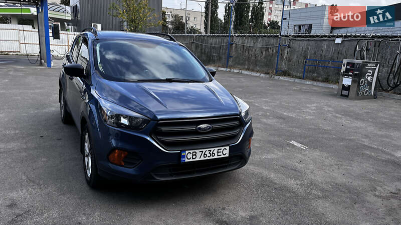 Позашляховик / Кросовер Ford Escape 2017 в Чернігові фото 2 Позашляховик / Кросовер Ford Escape 2017 в Чернігові