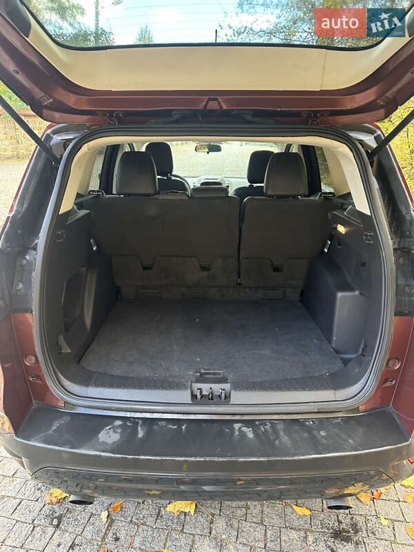 Позашляховик / Кросовер Ford Escape 2018 в Чернівцях