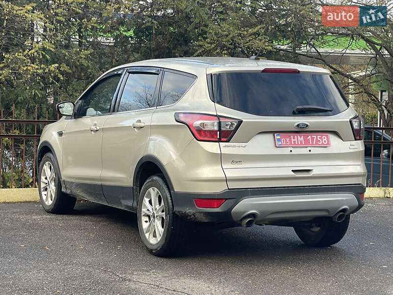 Позашляховик / Кросовер Ford Escape 2017 в Львові фото 8 Позашляховик / Кросовер Ford Escape 2017 в Львові