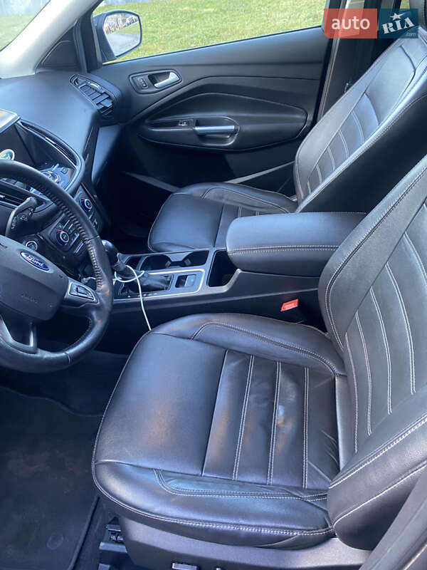 Позашляховик / Кросовер Ford Escape 2018 в Львові