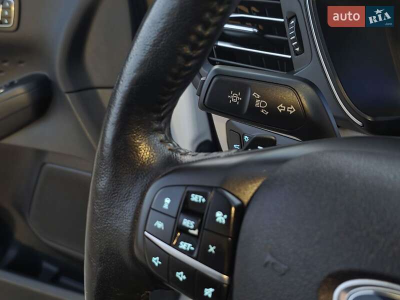 Позашляховик / Кросовер Ford Escape 2020 в Тернополі фото 45 Позашляховик / Кросовер Ford Escape 2020 в Тернополі