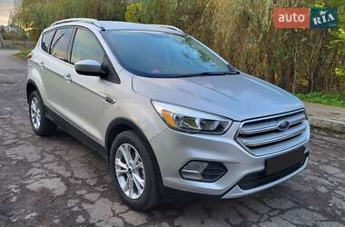 Внедорожник / Кроссовер Ford Escape 2019 в Дубно