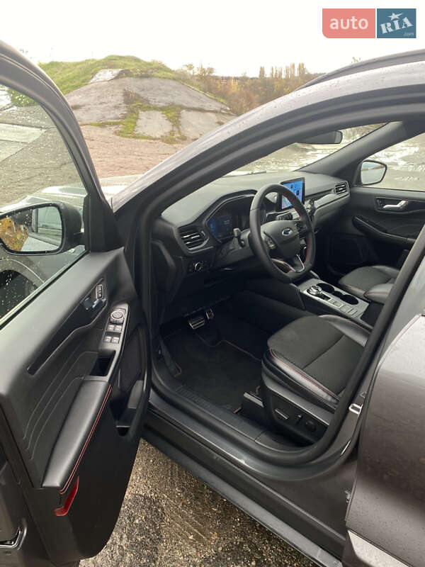 Внедорожник / Кроссовер Ford Escape 2023 в Киеве