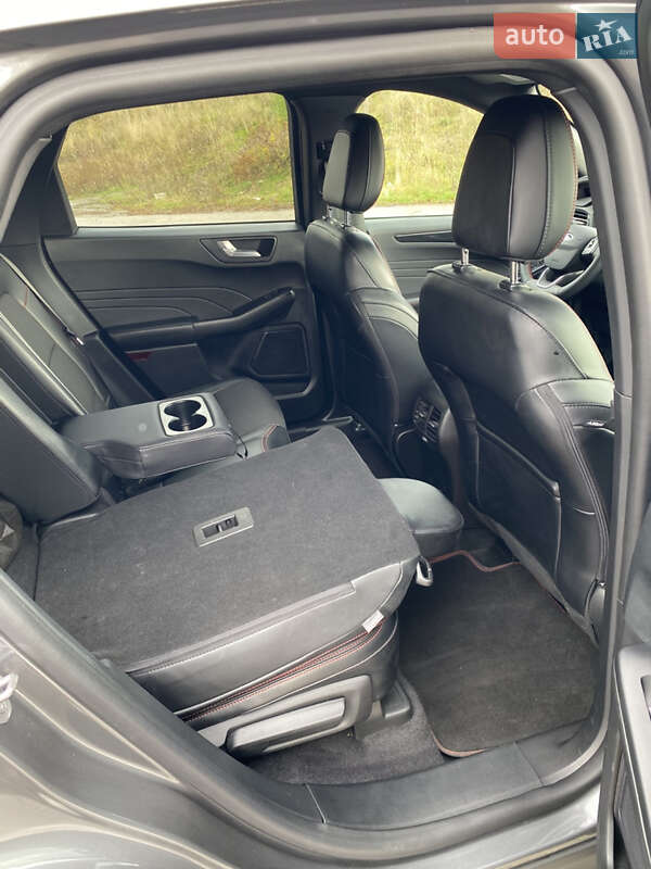 Внедорожник / Кроссовер Ford Escape 2023 в Киеве