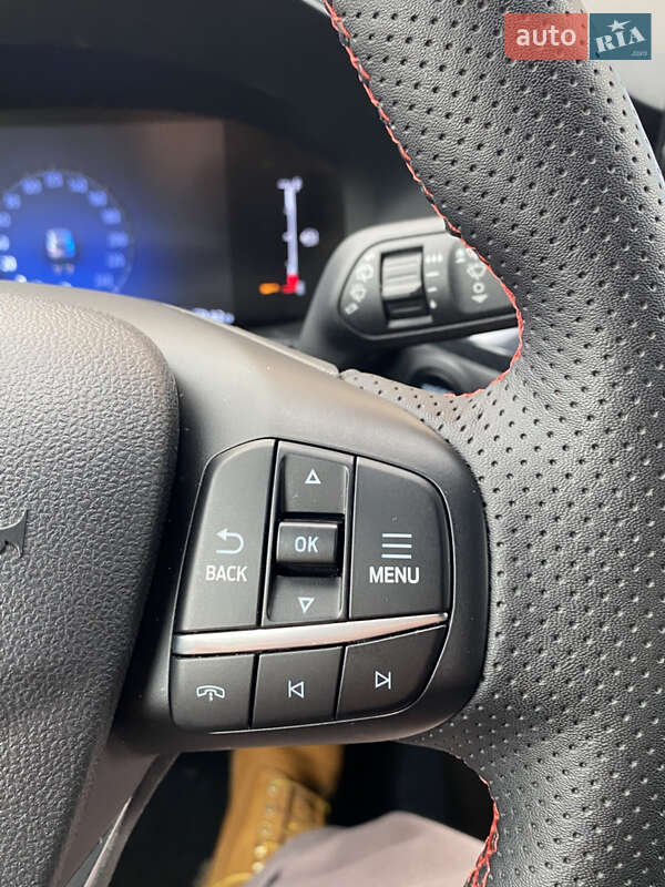 Внедорожник / Кроссовер Ford Escape 2023 в Киеве